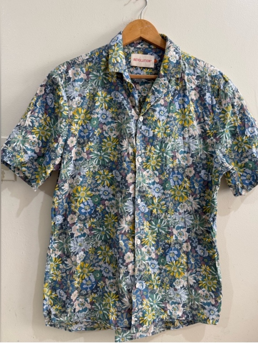 Revolution Short-Sleeve Floral Button-Down in Blue, Yellow and Green